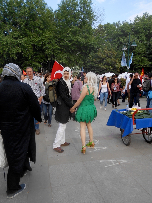 Girls in Gezi Park